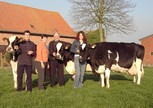 The Lahousse family with Loly (Horton), Lena (Cubby) and Liesbeth (F16)